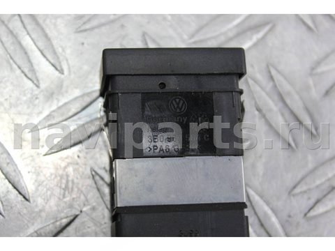 Кнопка обогрева сидений Volkswagen Passat B5, 2002 г., OEM 3B0963564C, арт. V459, фото 3