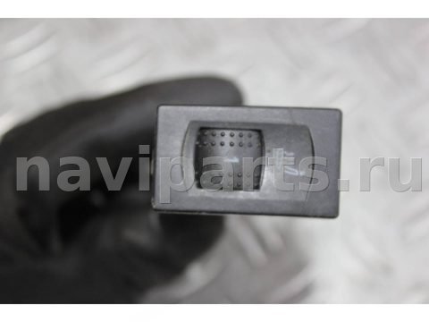 Кнопка обогрева сидений Volkswagen Passat B5, 2002 г., арт. V461, фото 2