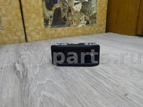 Кнопка открывания люка BMW 5 E60/E61, 2005 г., OEM 6907288, арт. 0186914