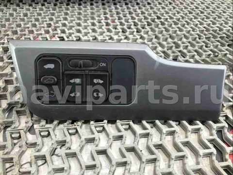 Кнопка открывания люка Honda Odyssey, 2007 г., арт. 04101-15168