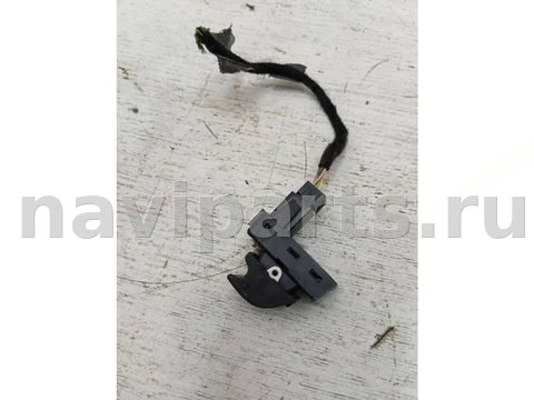 Кнопка открывания люка Peugeot 3008, 2011 г., арт. 101583061