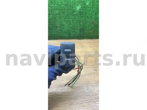 Кнопка открывания люка Mercedes Vito W638, 1999 г., OEM A0005457113, арт. 106258