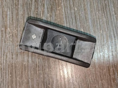 Кнопка открывания люка BMW 7 E65/E66, 2005 г., OEM 6904291, арт. 1102-17