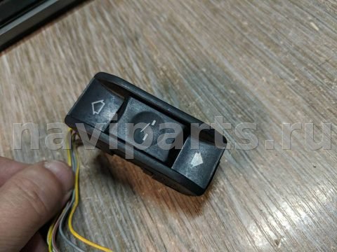 Кнопка открывания люка BMW X5 E53, 2001 г., арт. 1425-2-115