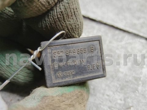 Кнопка открывания люка Volkswagen Passat B3, 1988 г., арт. 155298, фото 4