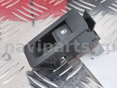 Кнопка открывания люка Volkswagen Touran, 2012 г., OEM 1T0959833A, арт. 1564869