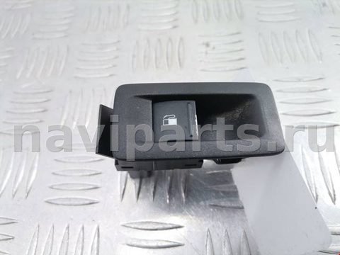 Кнопка открывания люка Volkswagen Touran, 2006 г., OEM 1T0959833A, арт. 1669183