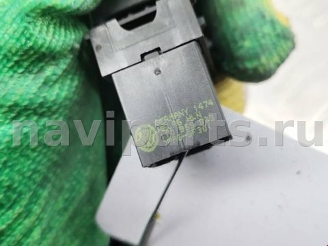 Кнопка открывания люка Volkswagen Touran, 2004 г., OEM 1T0959833A, арт. 1689345, фото 3