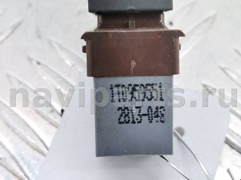 Кнопка открывания люка Volkswagen Touran, 2003 г., OEM 1T0959551A, арт. 1691806, фото 2