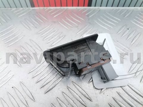 Кнопка открывания люка Volkswagen Touran, 2006 г., OEM 1T0959833A, арт. 1919664, фото 2