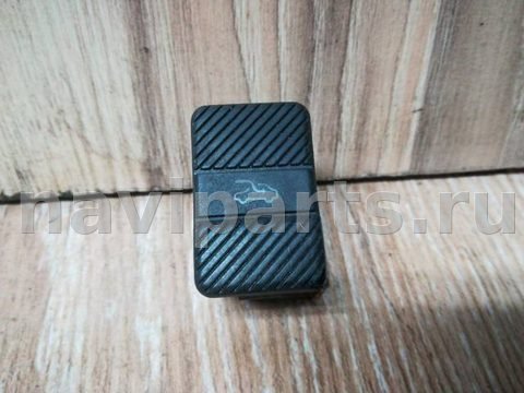 Кнопка открывания люка Volkswagen Passat B3, 1988 г., OEM 357959855B, арт. 1_5109