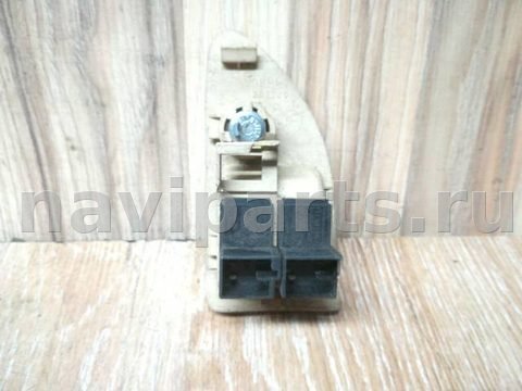 Кнопка открывания люка Volkswagen Passat, 2000 г., OEM 1J0959831A, арт. 1_6935, фото 2