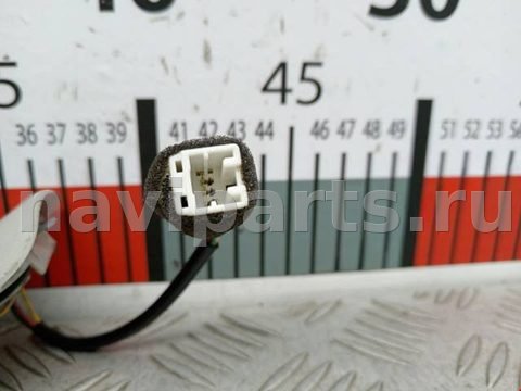 Кнопка открывания люка Nissan Qashqai, 2009 г., арт. 2164298, фото 2