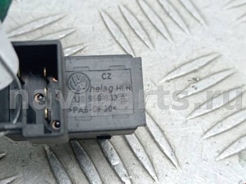 Кнопка открывания люка Volkswagen Passat, 2003 г., OEM 1J0959833A, арт. 2211265, фото 3