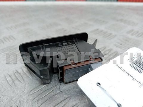 Кнопка открывания люка Volkswagen Touran, 2006 г., OEM 1T0959551A, арт. 2224462, фото 2