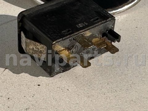 Кнопка открывания люка BMW 3 E30, 1989 г., арт. 40618, фото 4