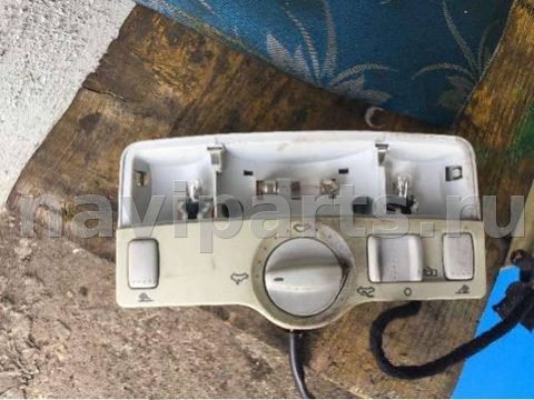 Кнопка открывания люка Volkswagen Passat B5, 1999 г., арт. 43082421