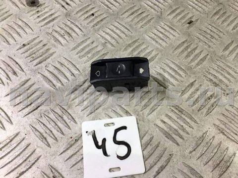 Кнопка открывания люка BMW 7 E38, 2001 г., OEM 61318352182, арт. 43208258