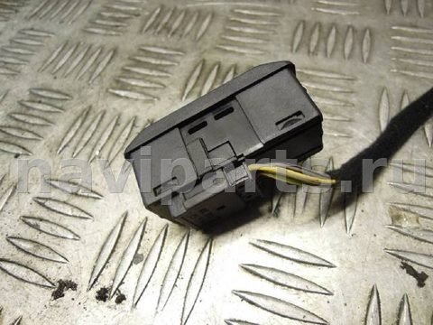 Кнопка открывания люка BMW 5 E39, 2001 г., арт. 56267, фото 2