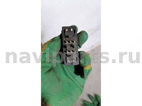 Кнопка открывания люка BMW 7 E32, 1990 г., OEM 1378862, арт. 57408985_2, фото 2