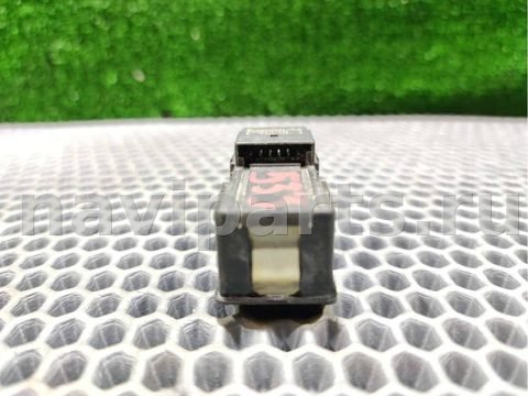Кнопка открывания люка BMW 7 E38, 2000 г., OEM 8352182, арт. 64907953, фото 2