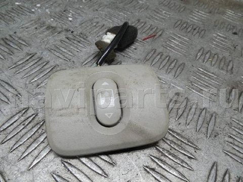 Кнопка открывания люка Nissan Qashqai, 2011 г., арт. 65702