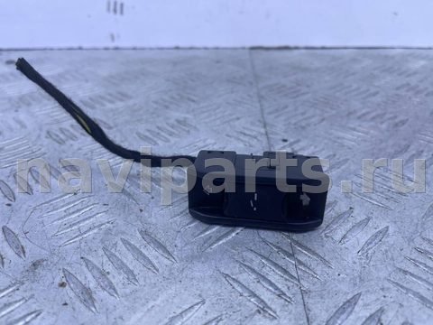 Кнопка открывания люка BMW 3 E46, 2004 г., OEM 61316907288, арт. 68281