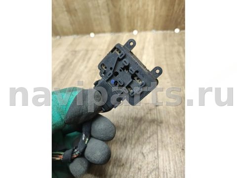 Кнопка открывания люка Mercedes ML W163, 2001 г., OEM A1638201210, арт. 7031, фото 5