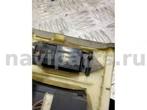 Кнопка открывания люка BMW 5 E60/E61, 2006 г., арт. 76571280_2, фото 3