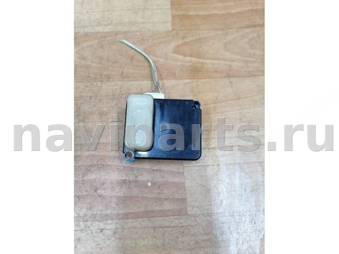 Кнопка открывания люка Lexus RX, 2000 г., OEM 84862AA010, арт. 77625
