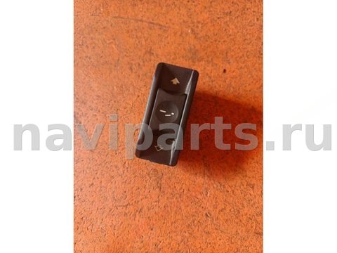 Кнопка открывания люка BMW 5 E39, 2000 г., арт. 85558279