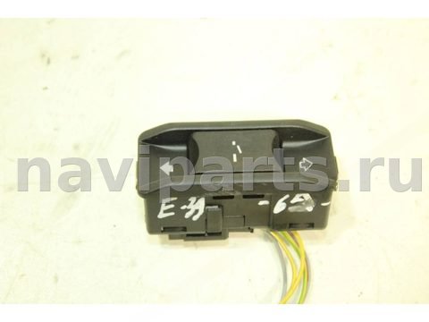 Кнопка открывания люка BMW 5 E39, 2001 г., OEM 6907288, арт. 87336122