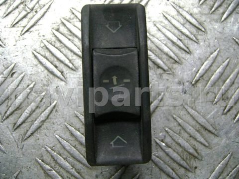 Кнопка открывания люка BMW 5 E34, 1995 г., OEM 8359270, арт. 87632719