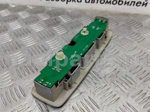 Кнопка открывания люка Audi Q7 4L, 2012 г., OEM 4l0947112e, арт. 892-2_4, фото 6