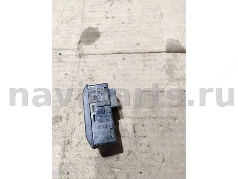 Кнопка открывания люка BMW 5 E39, 2000 г., OEM 61318352182, арт. 94215327, фото 2