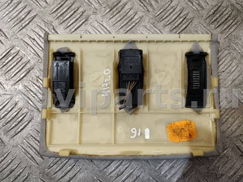 Кнопка открывания люка BMW 5 E60/E61, 2003 г., OEM 6938762, арт. B41720-1, фото 3