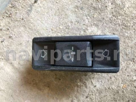 Кнопка открывания люка BMW 5 E34, 1993 г., арт. B45888054