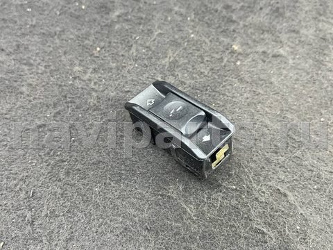 Кнопка открывания люка BMW 5 E39, 2001 г., OEM 6907288, арт. B47-12, фото 2