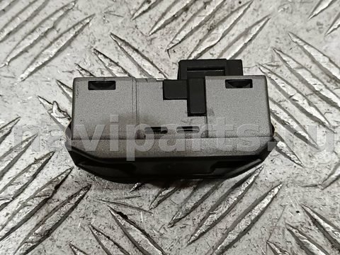 Кнопка открывания люка BMW 7 E65/E66, 2004 г., OEM 6904291, арт. B57992, фото 4