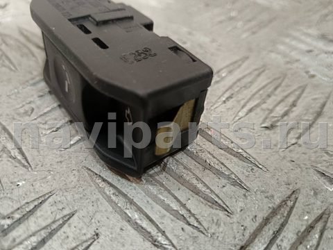 Кнопка открывания люка BMW 5 E39, 2001 г., OEM 6907288, арт. B60962, фото 5