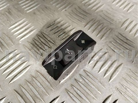 Кнопка открывания люка BMW 5 E39, 2002 г., OEM 6907288, арт. B81011