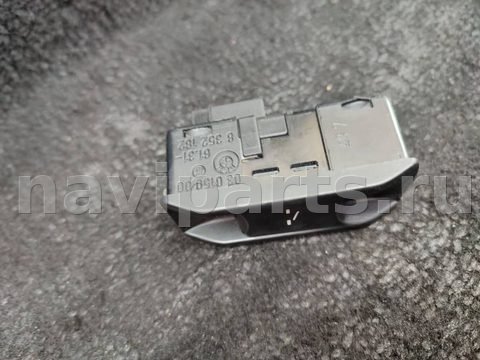 Кнопка открывания люка BMW 5 E39, 1998 г., OEM 8352182, арт. BS39-72, фото 4