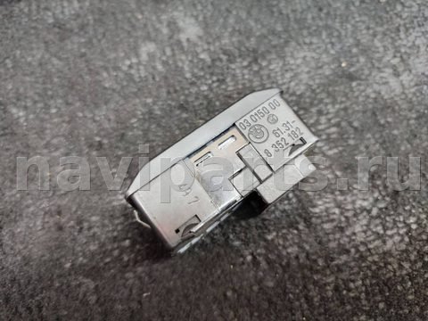Кнопка открывания люка BMW 5 E39, 1998 г., OEM 8352182, арт. BS39-72, фото 5