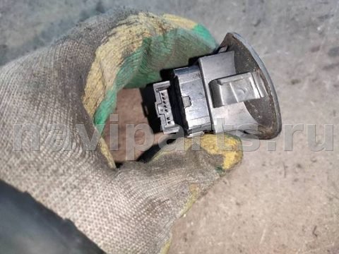 Кнопка памяти сиденья Nissan Pathfinder, 2000 г., арт. 111063267, фото 3
