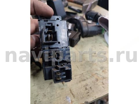 Кнопка противотуманных фар Mazda 323, 1989 г., арт. 003062, фото 2