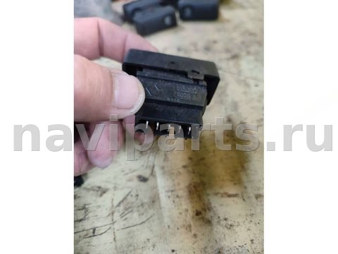 Кнопка противотуманных фар Renault 19, 1995 г., арт. 003073, фото 2