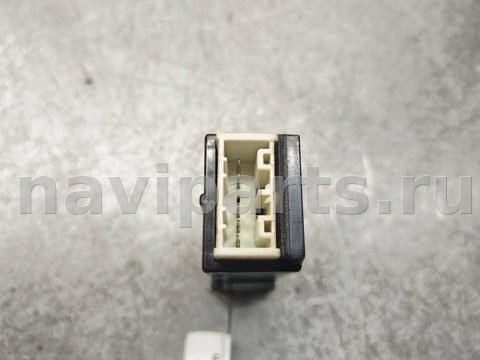 Кнопка противотуманных фар Mazda Premacy, 1999 г., арт. 95816, фото 3