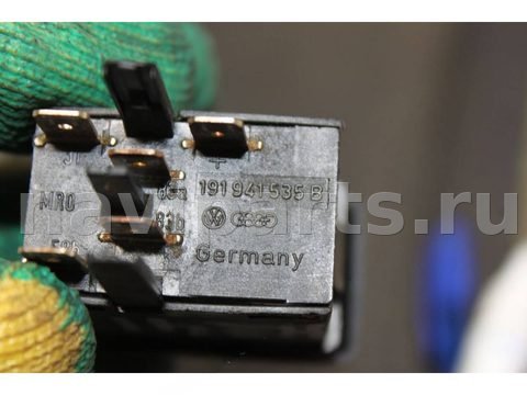 Кнопка противотуманных фар Volkswagen Golf, 1990 г., OEM 191941535B, арт. H241, фото 3