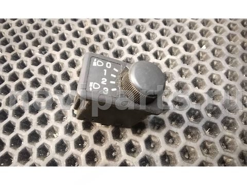 Кнопка регулировки фар Nissan Almera Tino, 2000 г., арт. 111502678