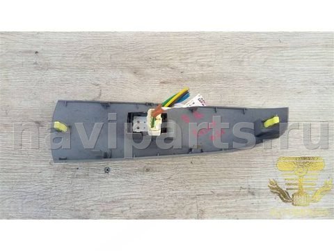 Кнопка стеклоподъёмника задняя правая Toyota Prius, 2007 г., OEM 7427147050, арт. 00033907, фото 2